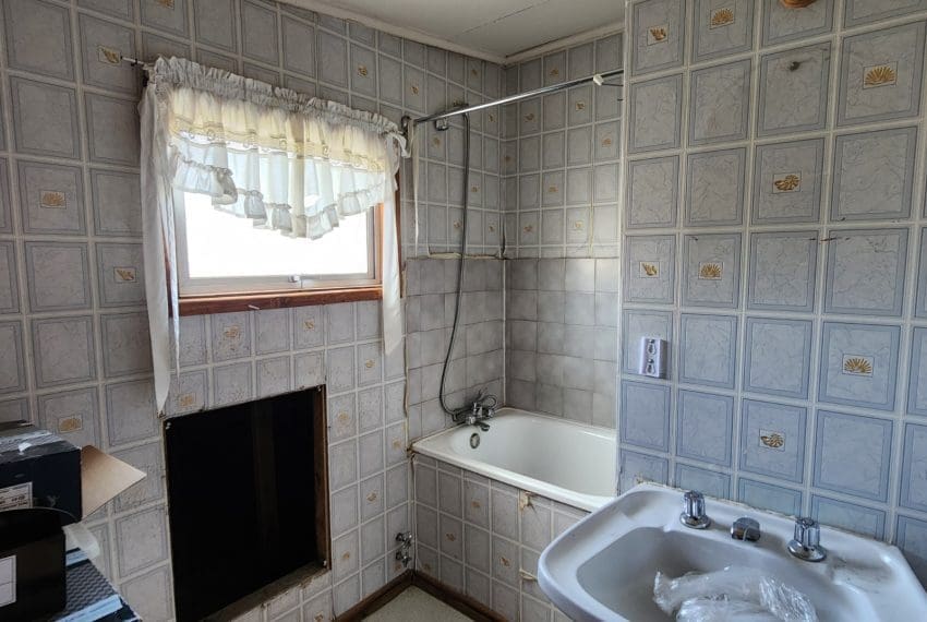 WhatsApp Image 2025-02-20 at 11.08.06