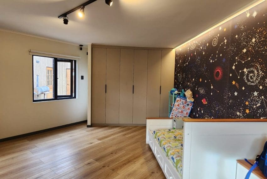 WhatsApp Image 2025-04-04 at 17.00.53