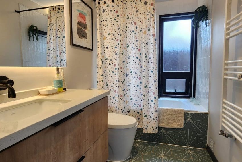 WhatsApp Image 2025-04-04 at 17.00.56 (1)