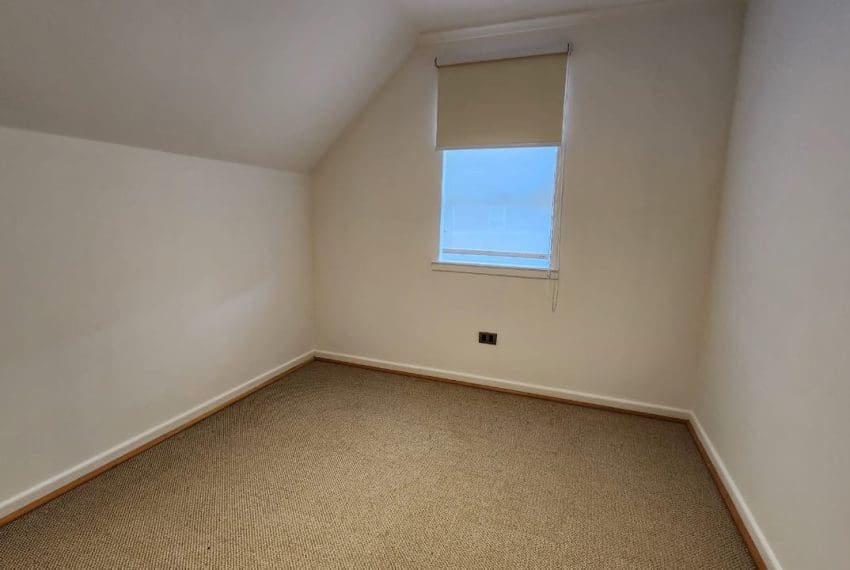 WhatsApp Image 2025-09-01 at 15.47.45 (1)